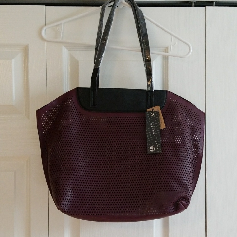 Street Level Maroon tote with inside extra bag